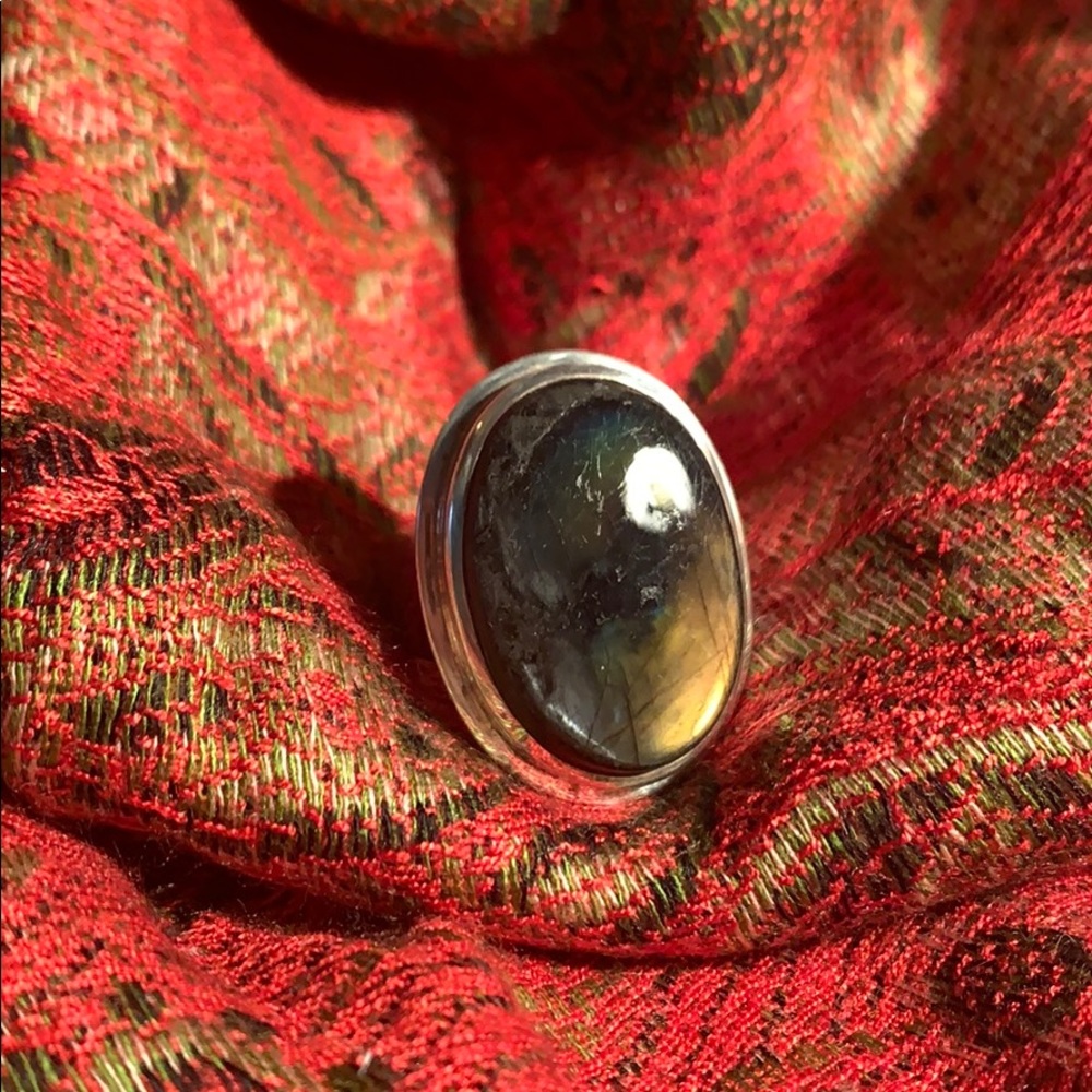 Sterling Silver Ring with Labradorite - Sz 8